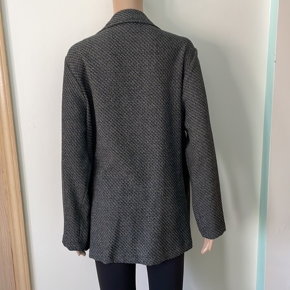 Eileen Fisher blazer - Picture 4 of 8